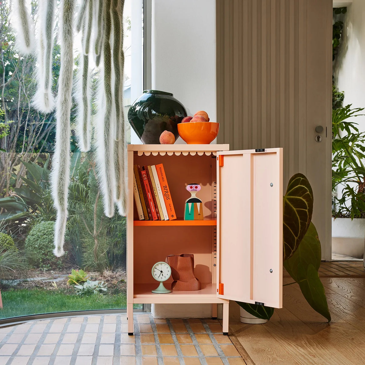 SPRINKLES side table