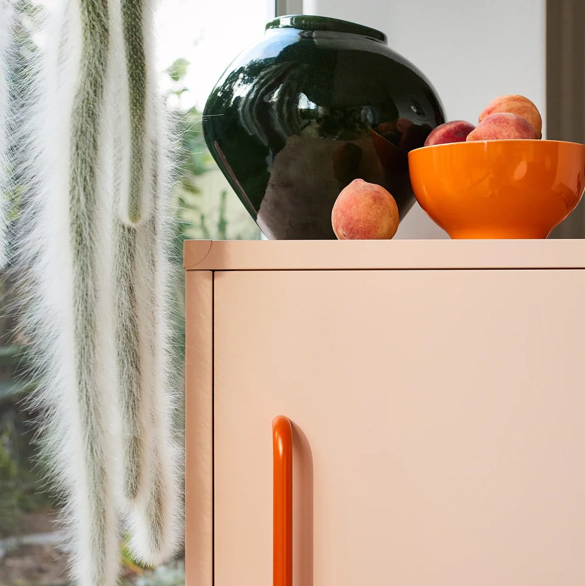 SPRINKLES side table