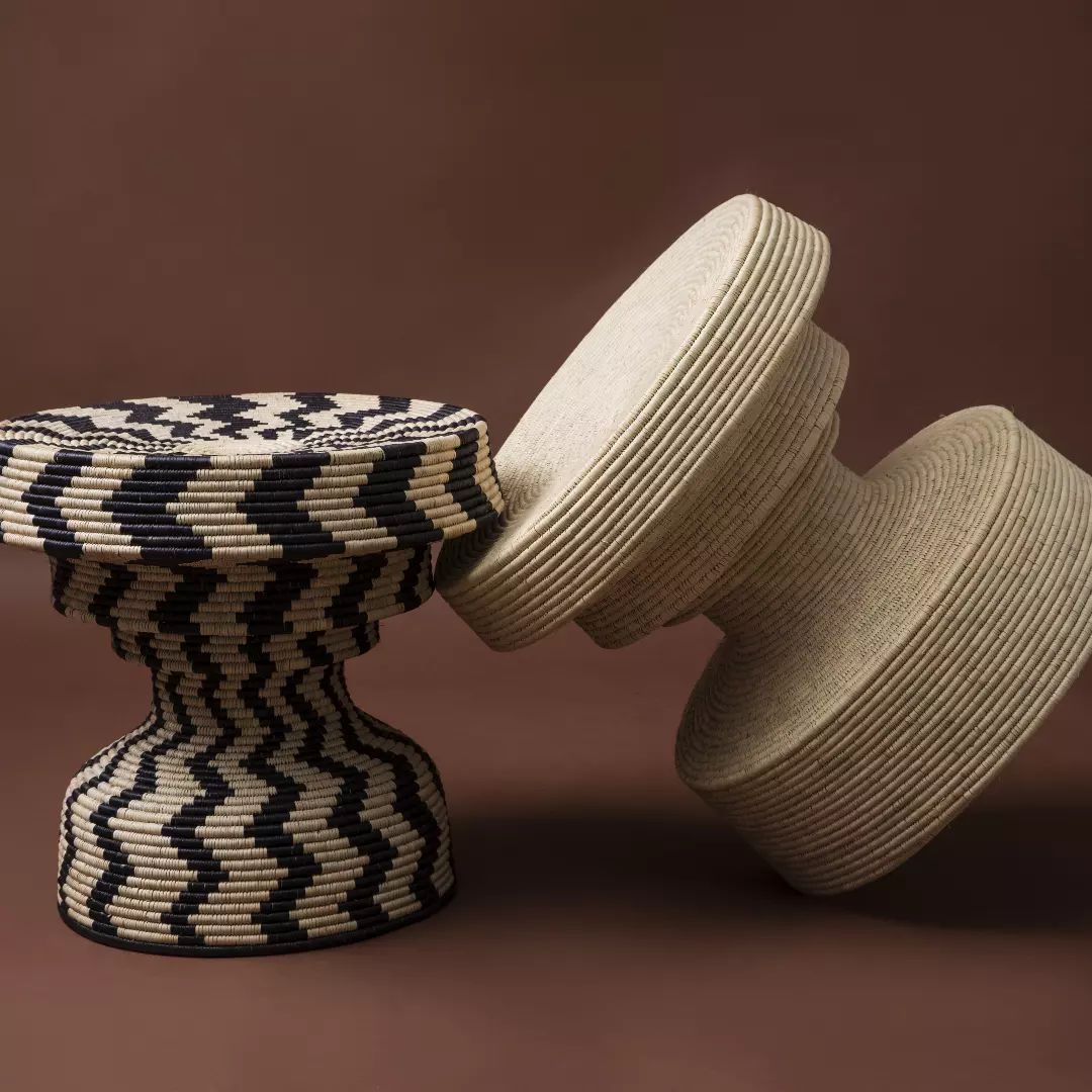 SIDE TABLE brights