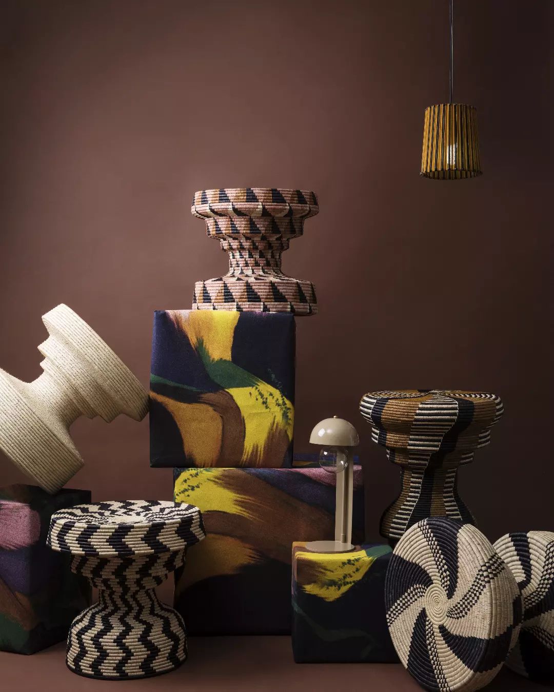SIDE TABLE brights