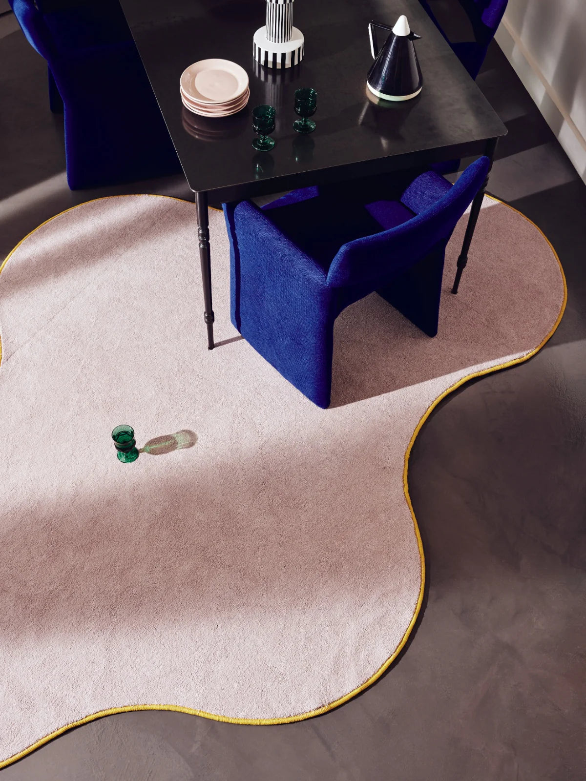 CURVY rugs - Medium / Chartreuse / Chartreuse