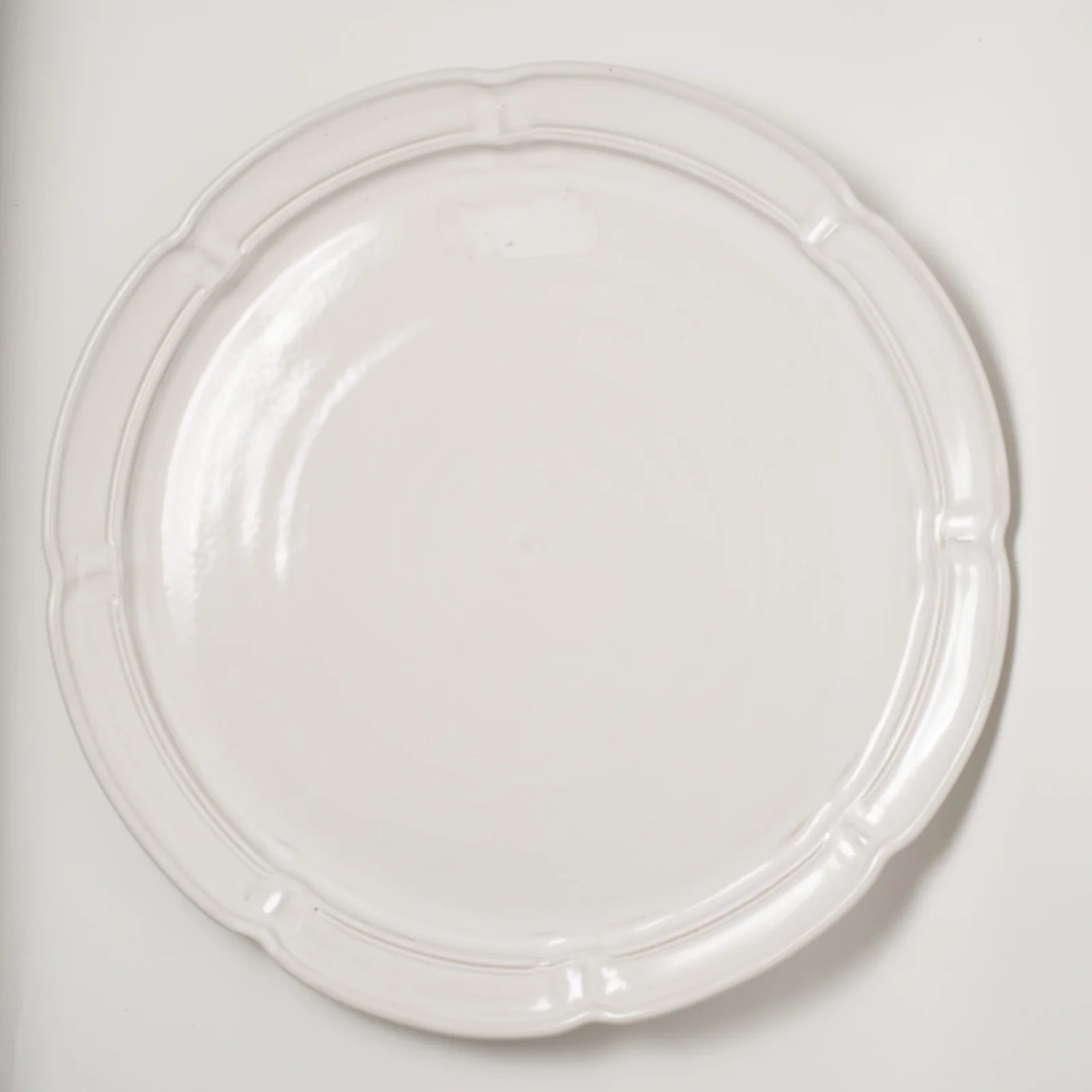 SCALLOPED PLATTER round