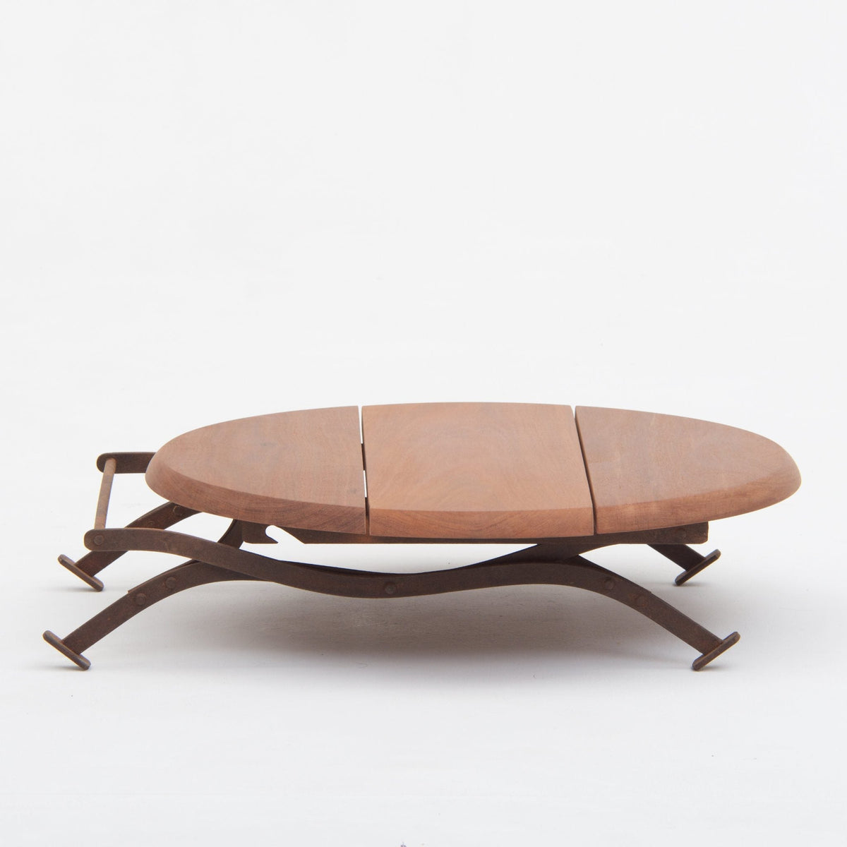SIDE FOLDING table