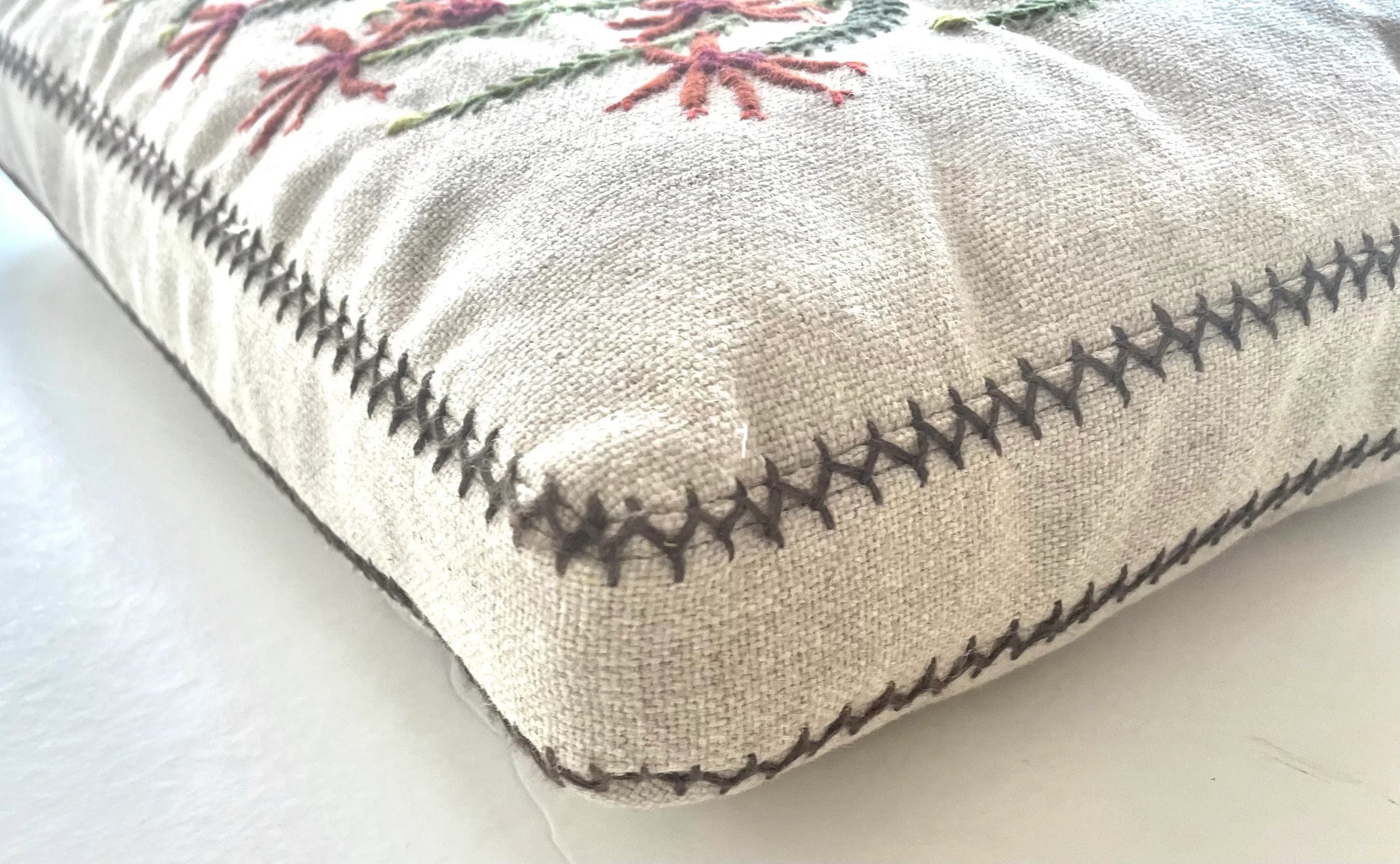 FIRE ERICA box cushion linen/wool blend