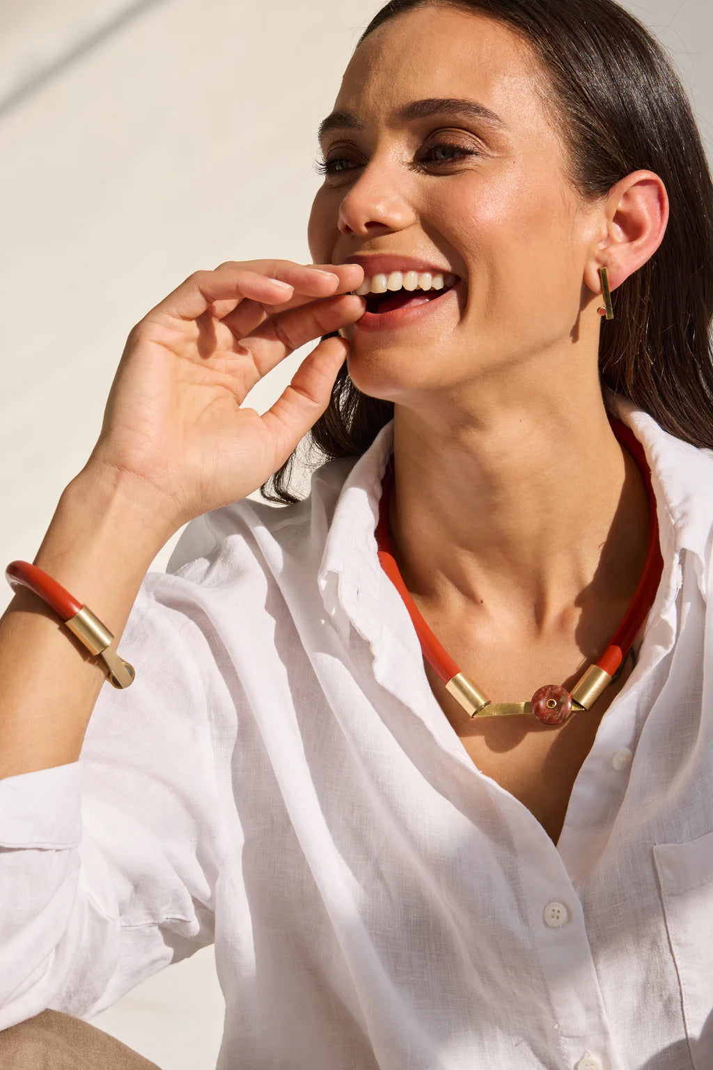 MONO bangle / brass black / medium