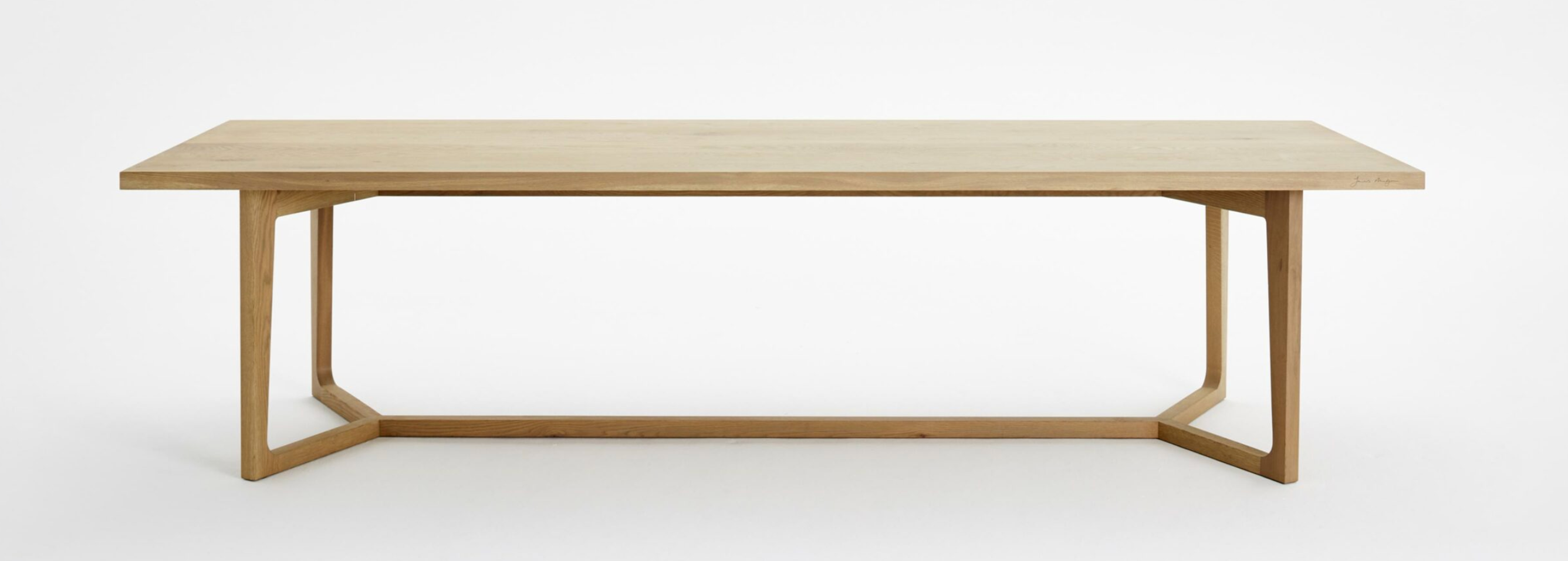 Y-DINING table