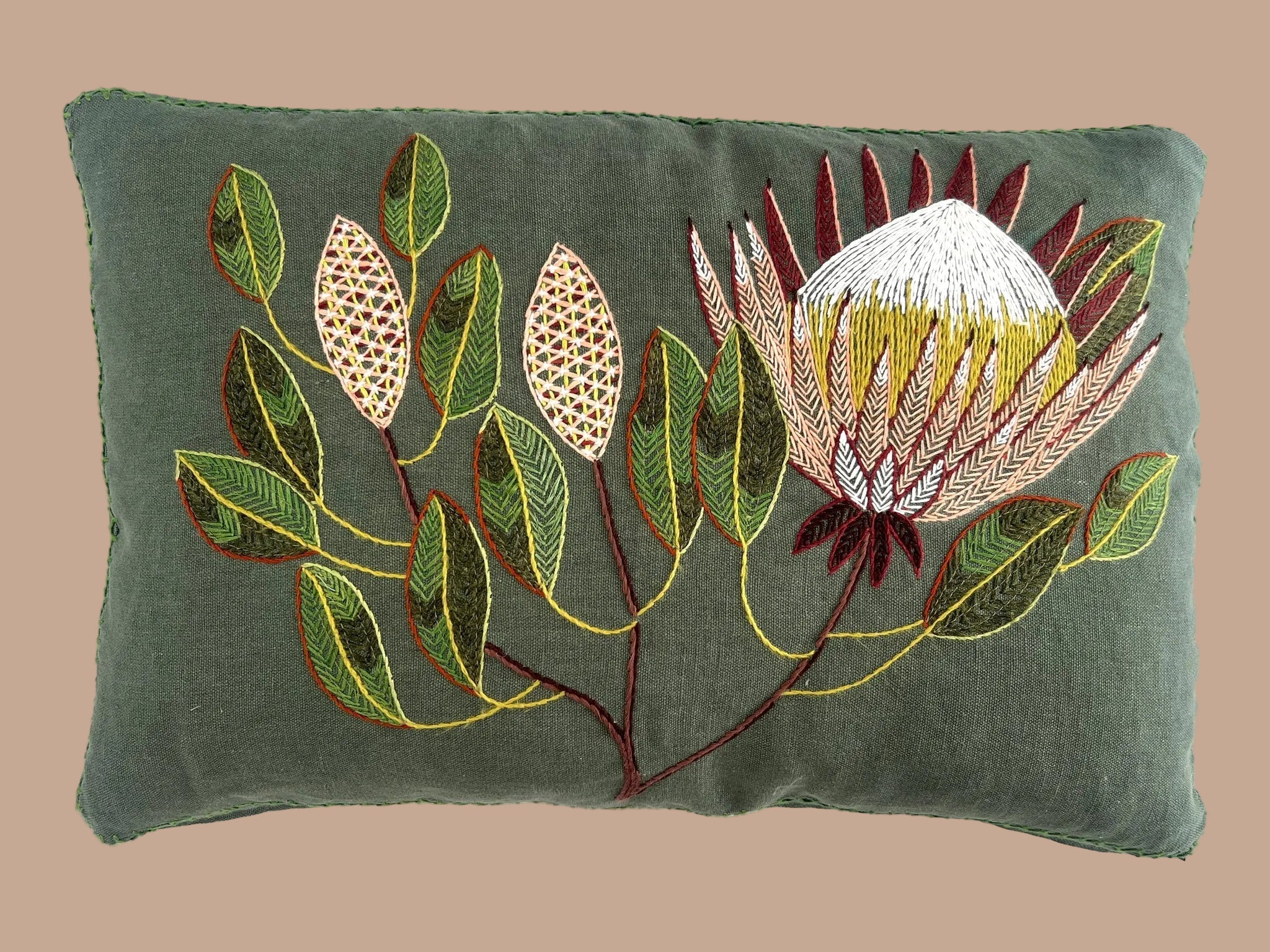 KING PROTEA box cushion linen