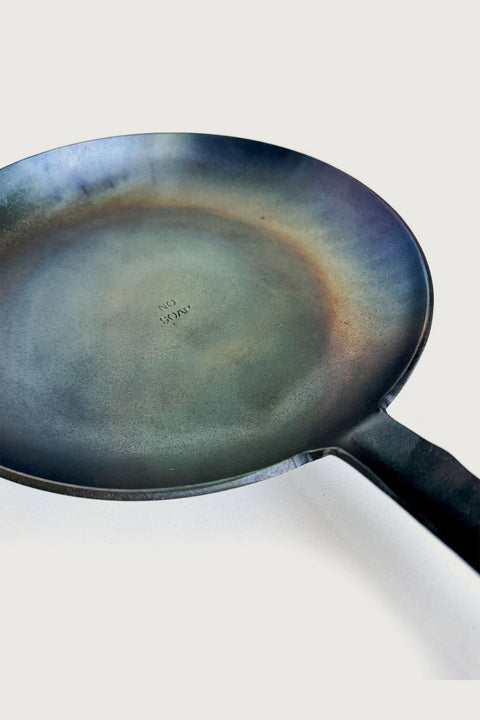 TOOL ROOM large frying pan