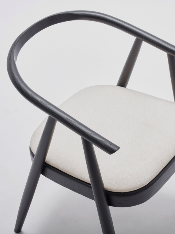 LINA chair