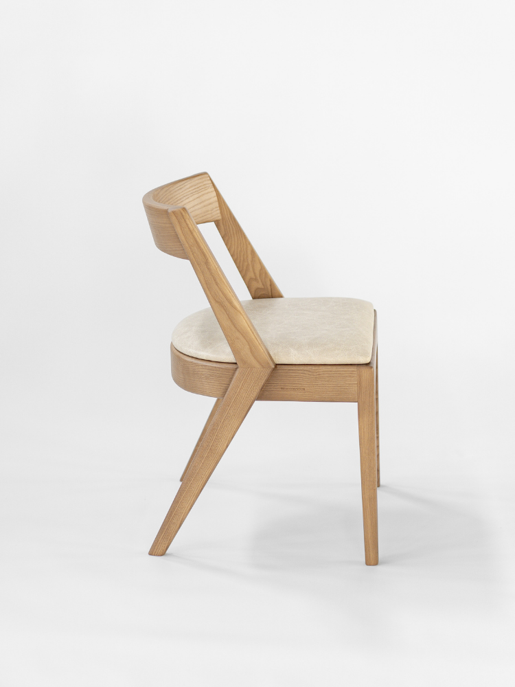 MAKUTI chair
