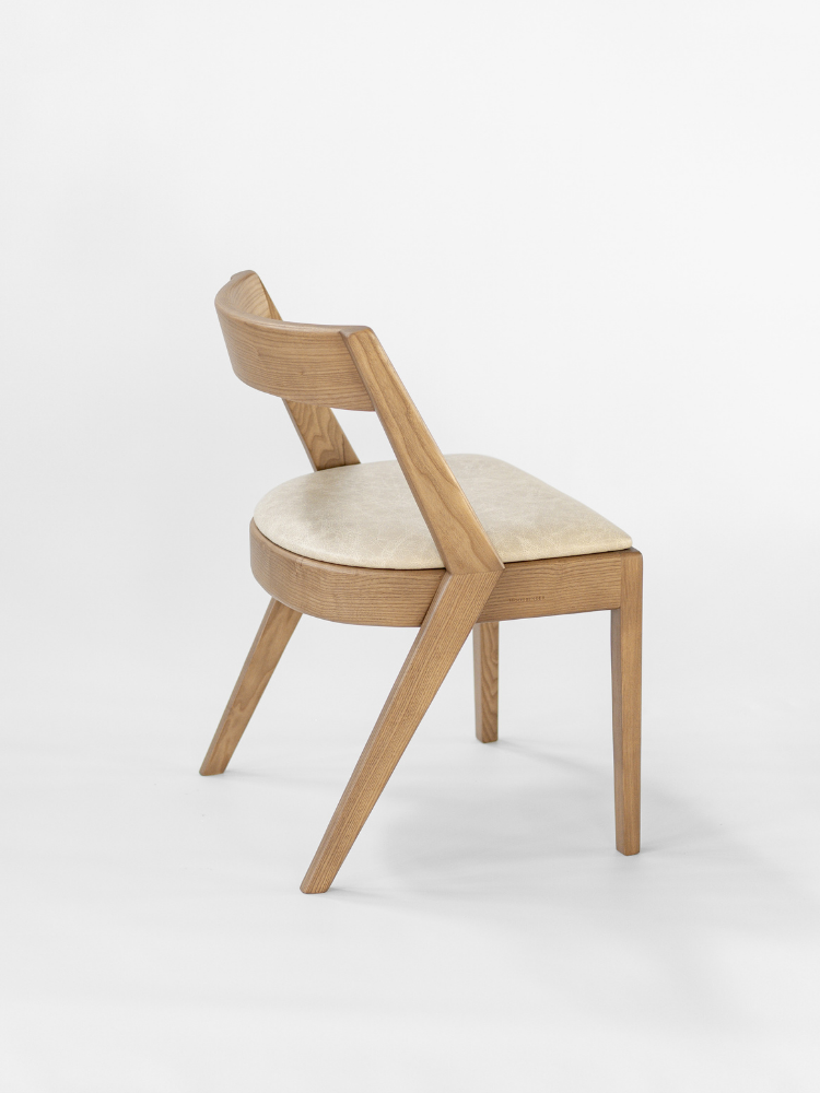MAKUTI chair
