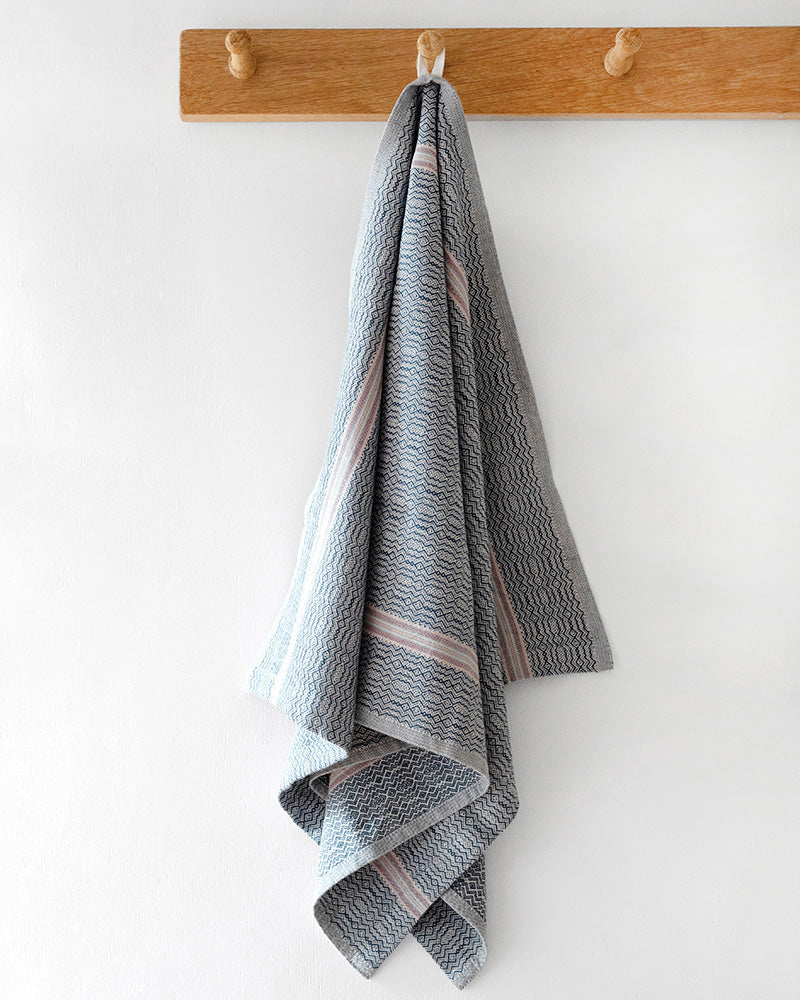 CLOTH boma