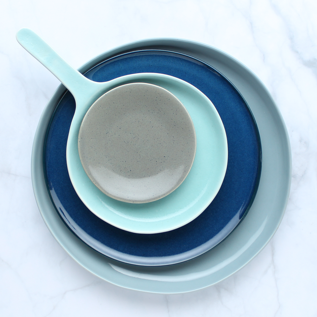 PAN with handle