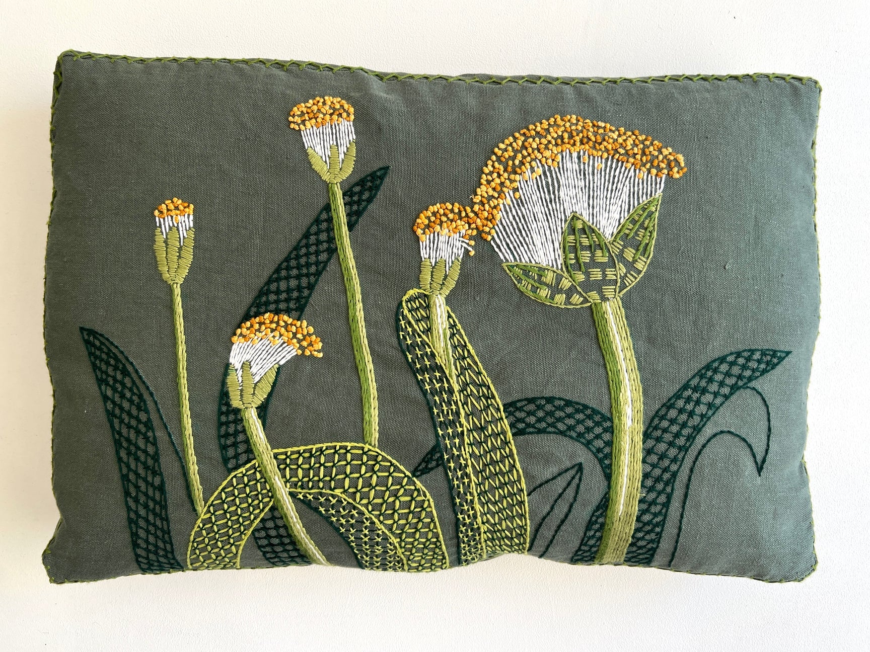 WHITE PAINTBRUSH LILY box cushion linen