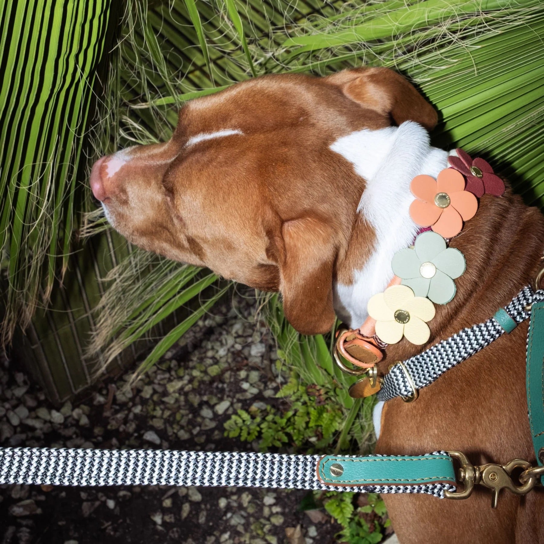 FLOWER charm leather