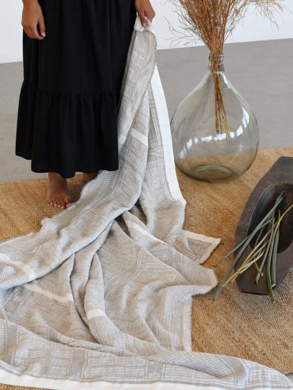 100% linen bogolan lounge throw