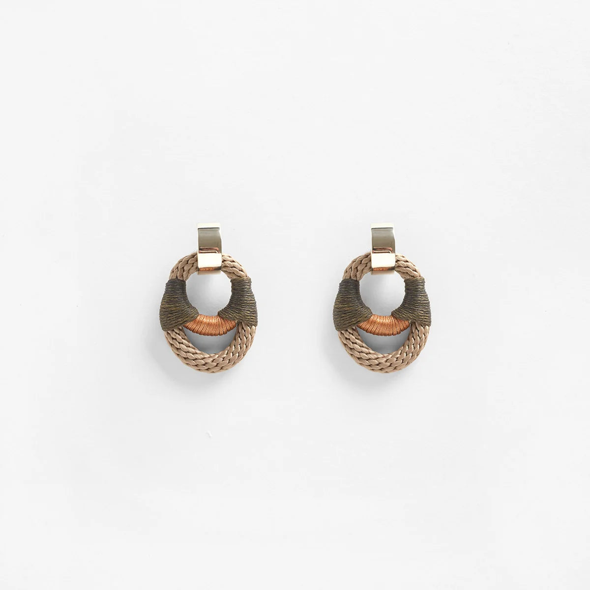 VESSEL earrings beige olive camel